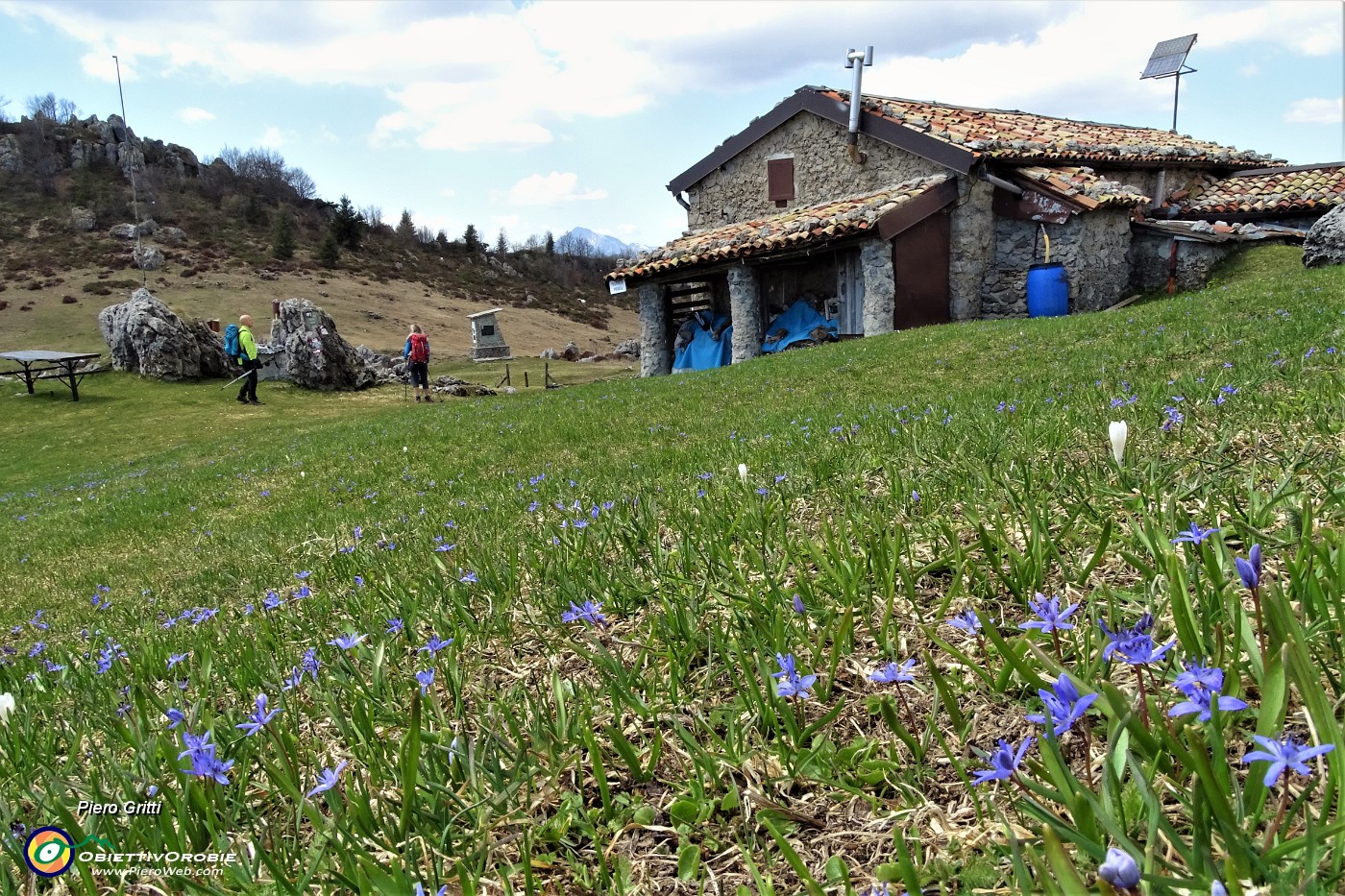 79 Noi andiamo alla Baita Cancervo (1697 m).JPG